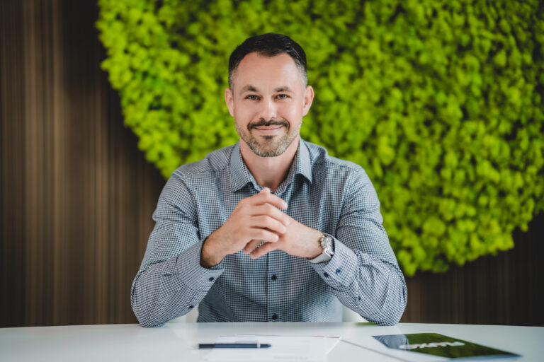 Kredyt dla firm - Warszawa - Piotr - Ekspert Kredytowy